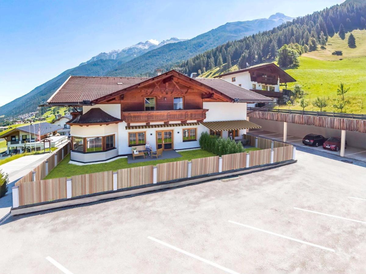 Lovely Apartment In Neustift Im Stubaital With Mountain View Exteriér fotografie